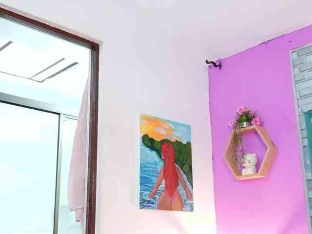 VALERYANDERSON Live Webcam on BongaCams