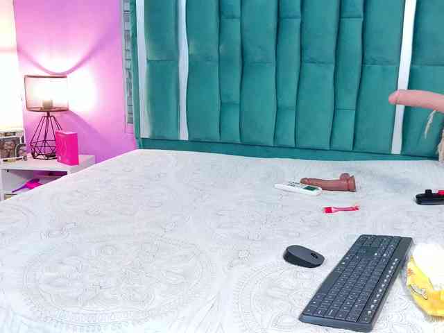 VALERY_ANDERSON webcam