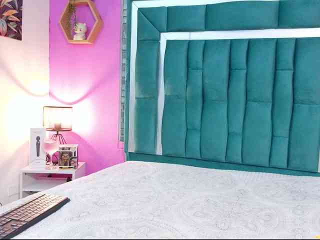 VALERY_ANDERSON webcam