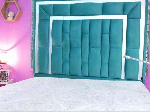 VALERY_ANDERSON webcam