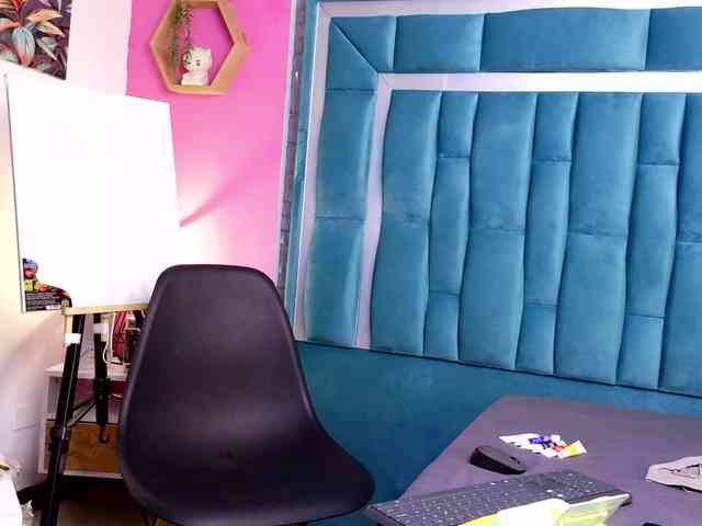 VALERY_ANDERSON webcam