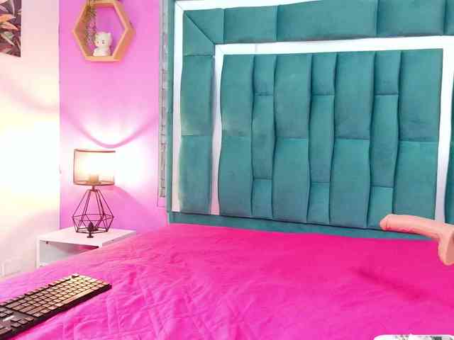 VALERY_ANDERSON webcam