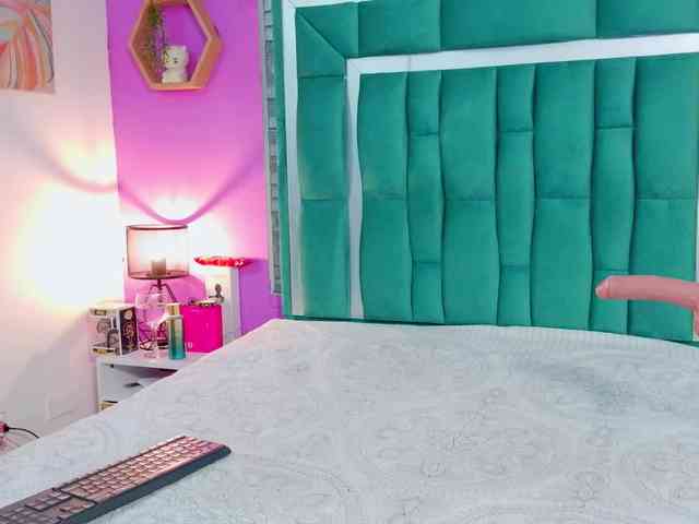 VALERY_ANDERSON webcam