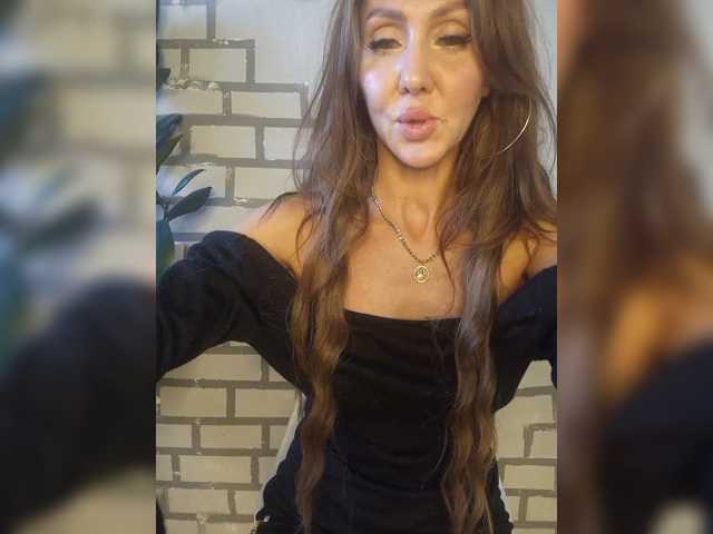 GreatKate live cam preview