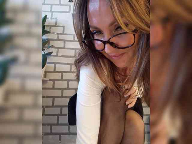 GreatKate webcam