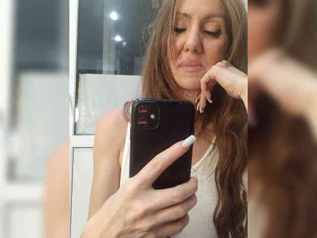 GreatKate webcam