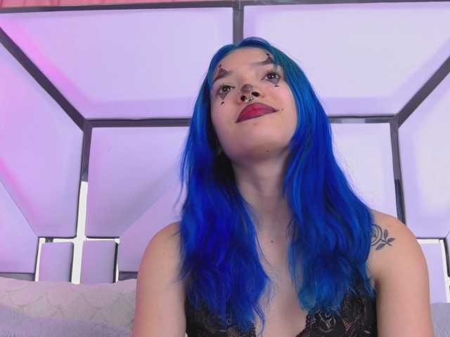 AlliciaKim live cam on BongaCams