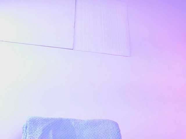 AlliciaKim live cam on BongaCams
