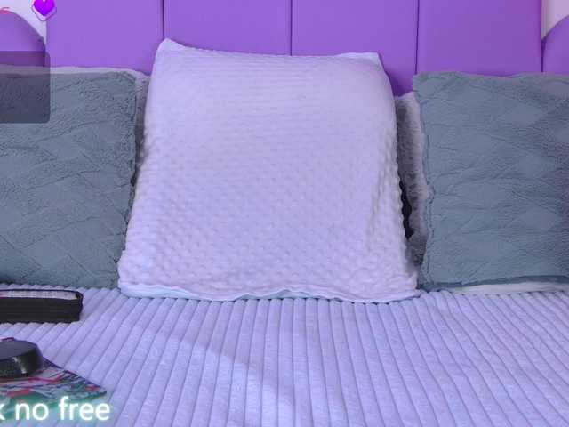 AlliciaKim live cam on BongaCams