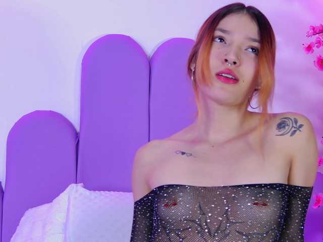 AlliciaKim live cam on BongaCams