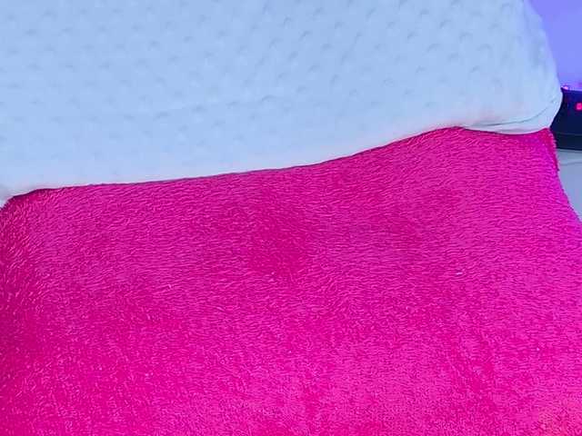 AlliciaKim live cam on BongaCams