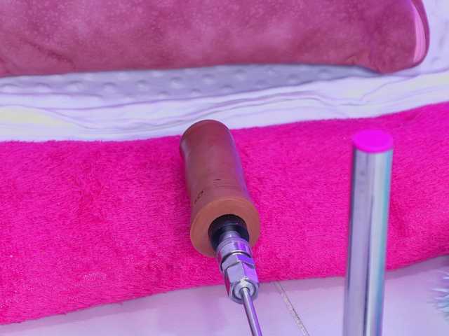 AlliciaKim live cam on BongaCams