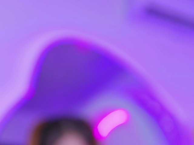 AlliciaKim live cam on BongaCams
