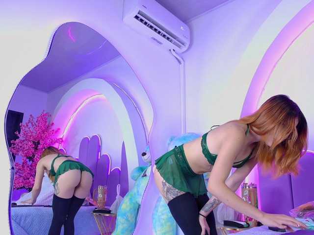 AlliciaKim live cam on BongaCams