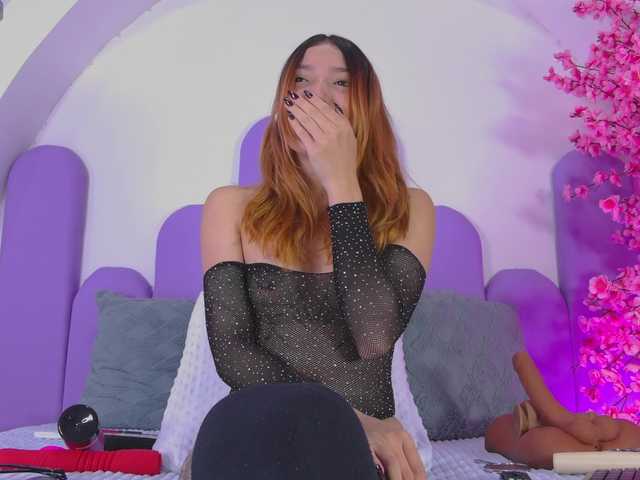 AlliciaKim live cam on BongaCams