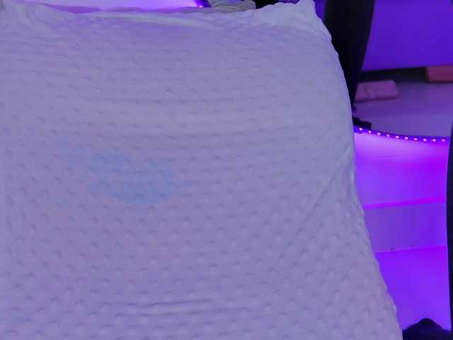 AlliciaKim live cam on BongaCams