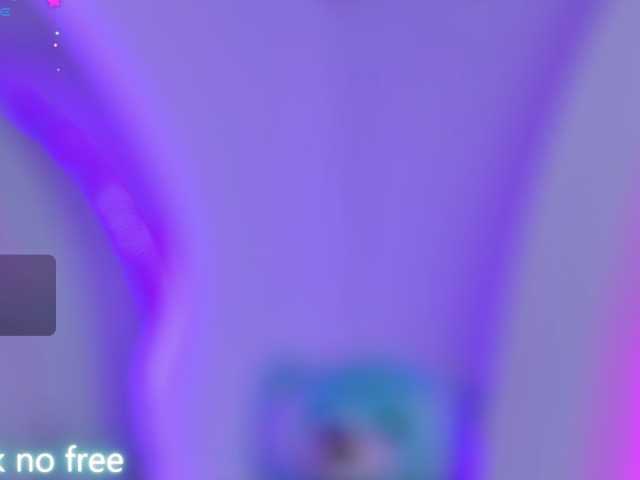 AlliciaKim live cam on BongaCams