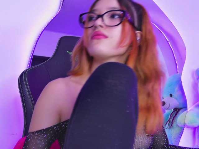 AlliciaKim live cam on BongaCams
