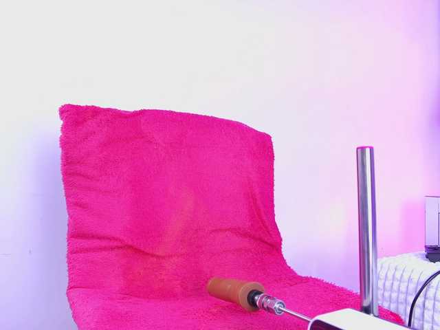 AlliciaKim live cam on BongaCams