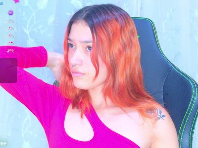 AlliciaKim live cam on BongaCams
