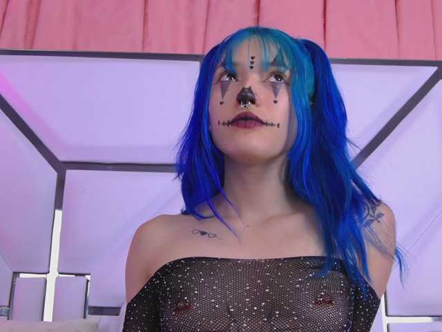 AlliciaKim live cam on BongaCams