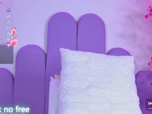 AlliciaKim live cam on BongaCams