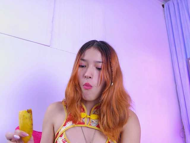 AlliciaKim live cam on BongaCams
