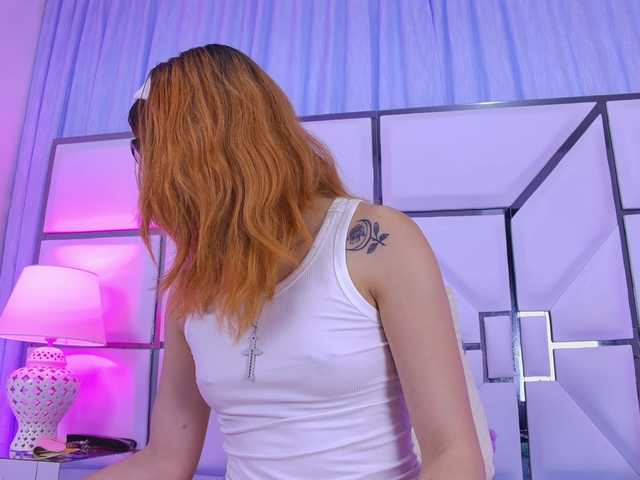 AlliciaKim live cam on BongaCams