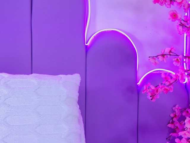 AlliciaKim live webcam show