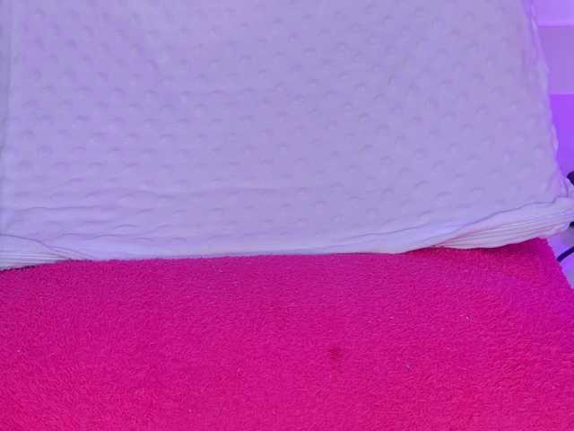 AlliciaKim live cam on BongaCams