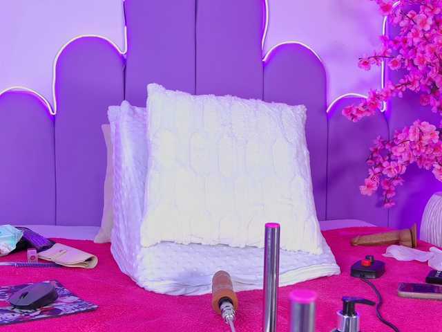 AlliciaKim live cam on BongaCams