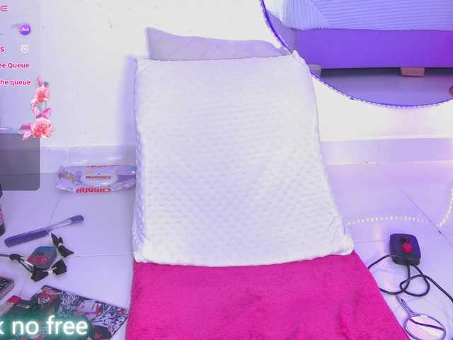 AlliciaKim live cam on BongaCams