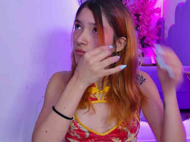 Modelo: AlliciaKim