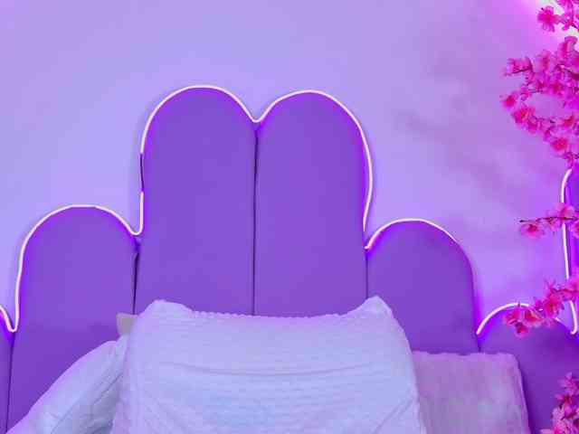 AlliciaKim Live Webcam on BongaCams