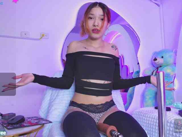 AlliciaKim Sex Cam Show
