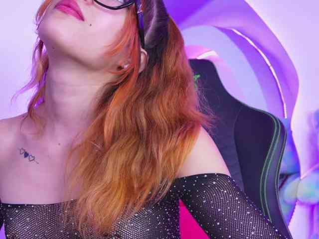 Modèle: AlliciaKim