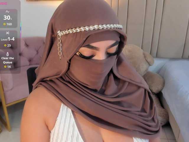 malih- live cam on BongaCams
