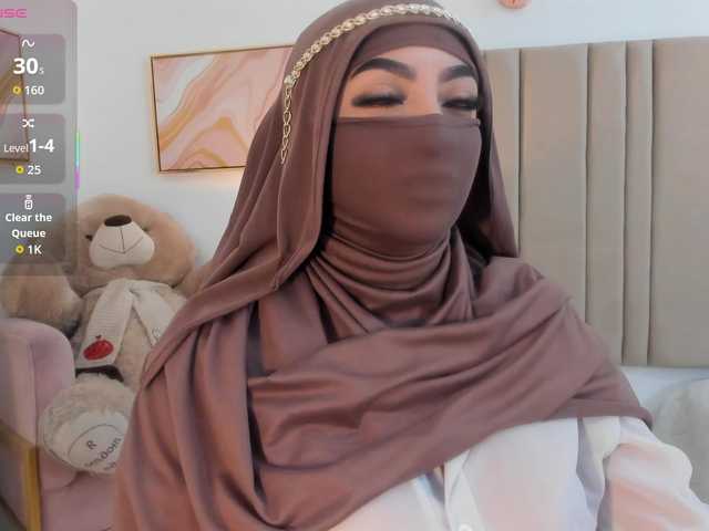 malih- live cam on BongaCams