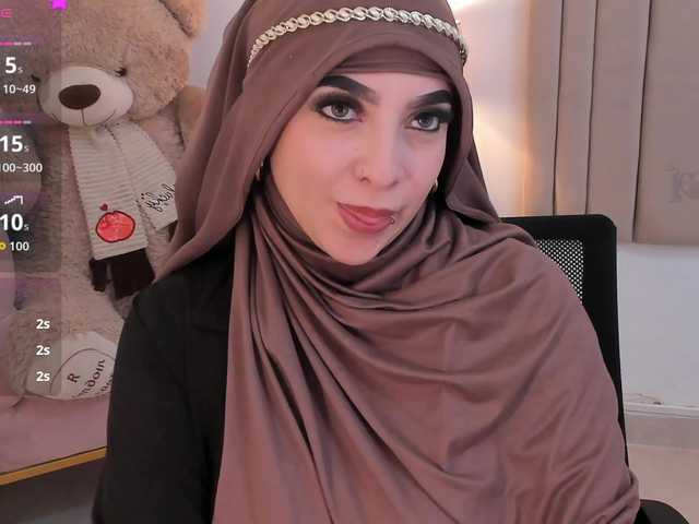 malih- live cam on BongaCams