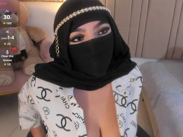 malih- live cam on BongaCams