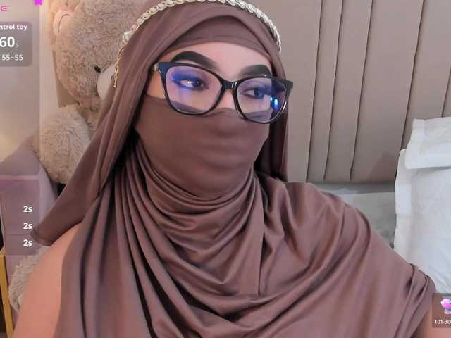 malih- live cam on BongaCams