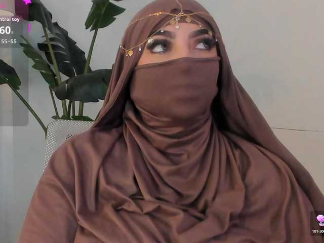 malih- live cam on BongaCams