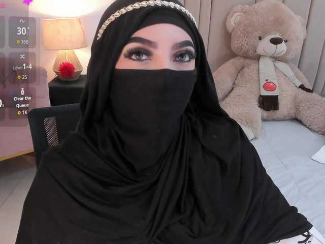 malih- live cam on BongaCams