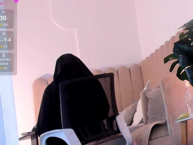 le modèle malih- est en webcam porno dans un show sur le site bongacams, il possède les tags suivants: Arab,Brunette,Trimmed