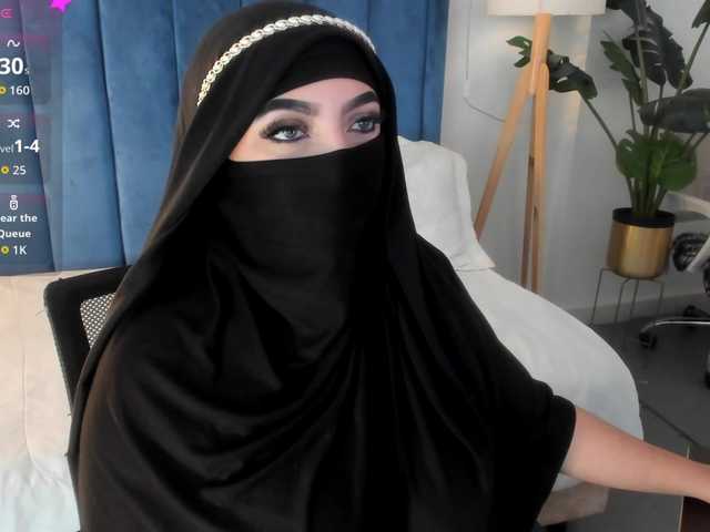 malih- live cam on BongaCams