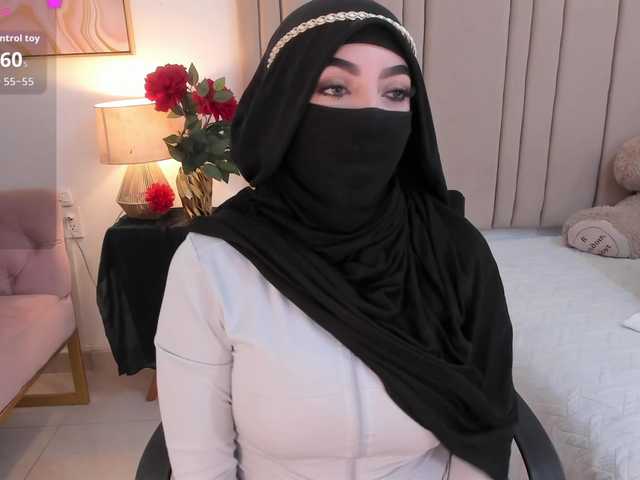 malih- live cam on BongaCams