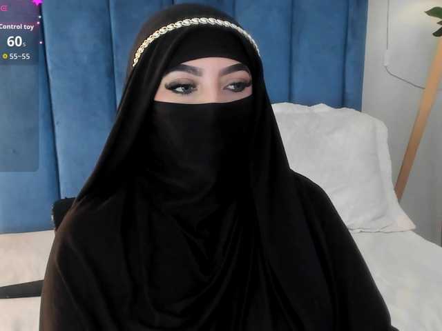 malih- live cam on BongaCams
