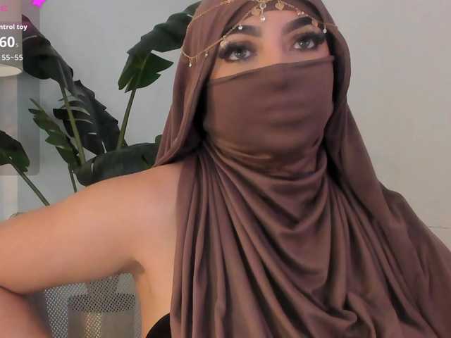 malih- live cam on BongaCams
