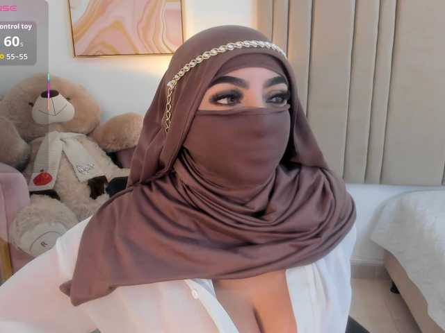 malih- live cam on BongaCams