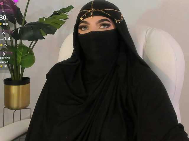 malih- live cam on BongaCams